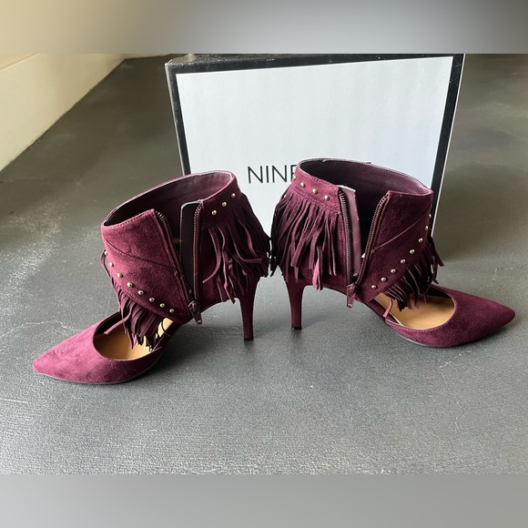 Nine West Burgundy heels in 7.5 - Picture 3 of 5